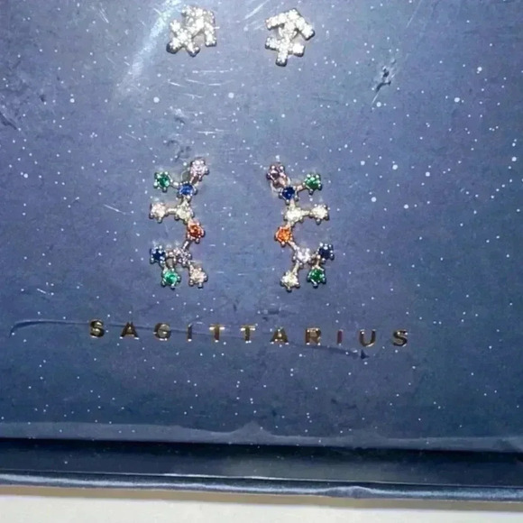 Women's Aeropostale Sagittarius Earring Set, Multicolored set of 3 NEW! Gold - Picture 5 of 9